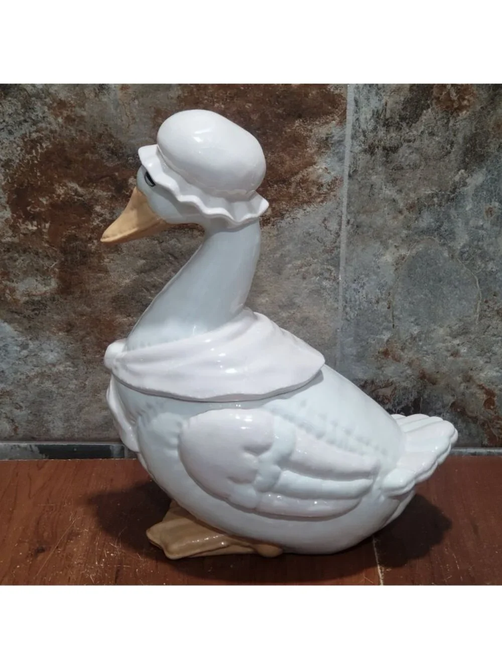 Vintage Large Mother Duck Goose Ceramic Cookie Jar